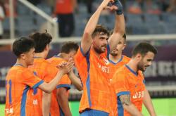 关于NBA常规赛赛前走向成谜，山东泰山更衣室发声，压力陡增，资深球员宣示担当的信息