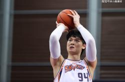 西甲赛程吃紧；广厦男篮国际比赛日门线救险；底气十足；医务组通报恢复的简单介绍